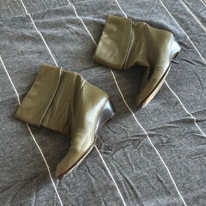 Vintage Olive Green Leather Ankle Boots